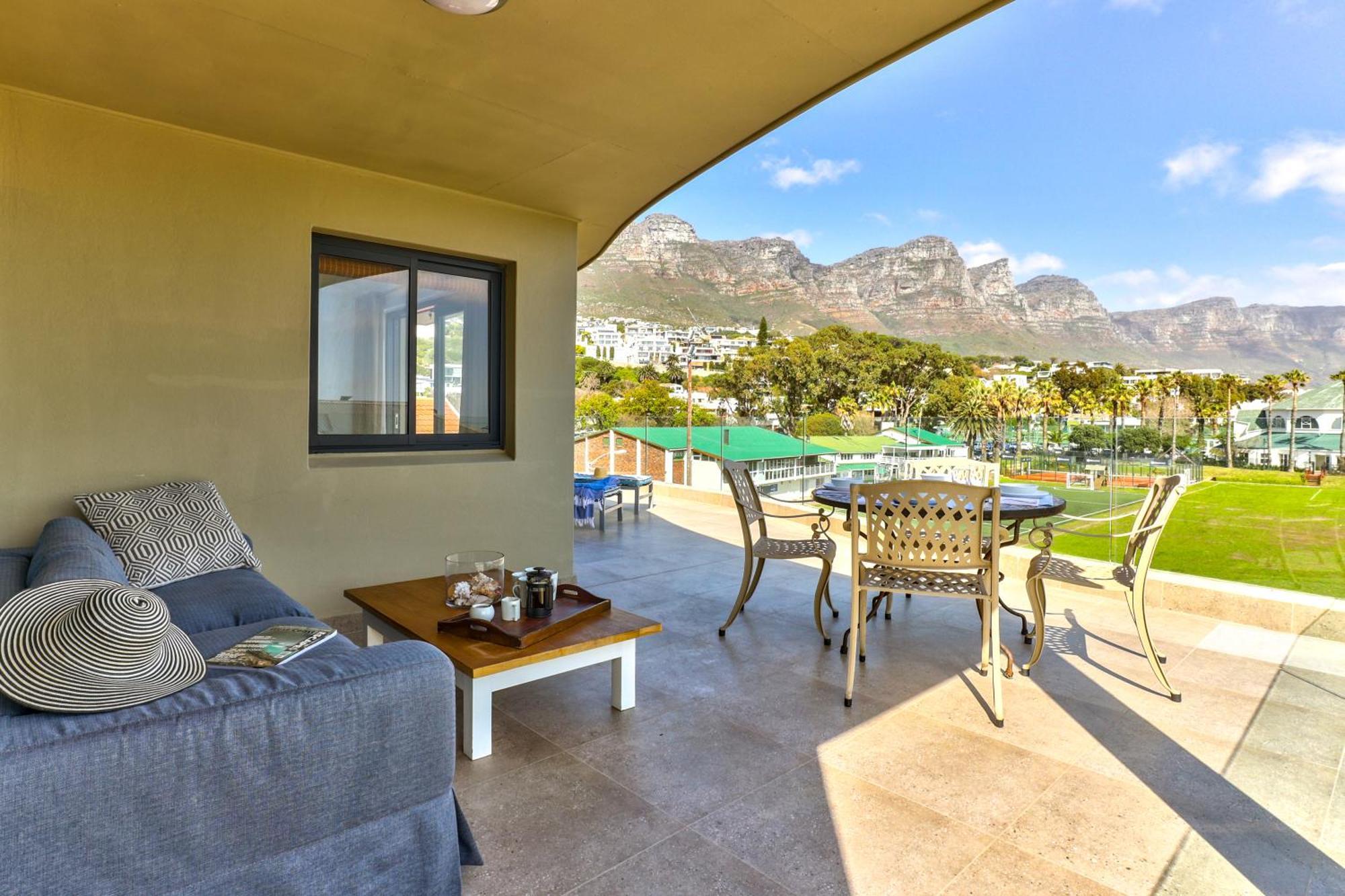 Apartment Adjacent Camps Bay *